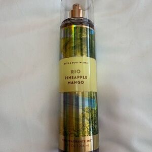 Bath & Body Works Rio Pineapple Mango Fragrance Mist — Yellow and Gold Accents